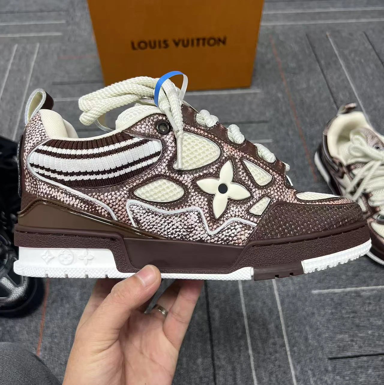 Brushed Brown
