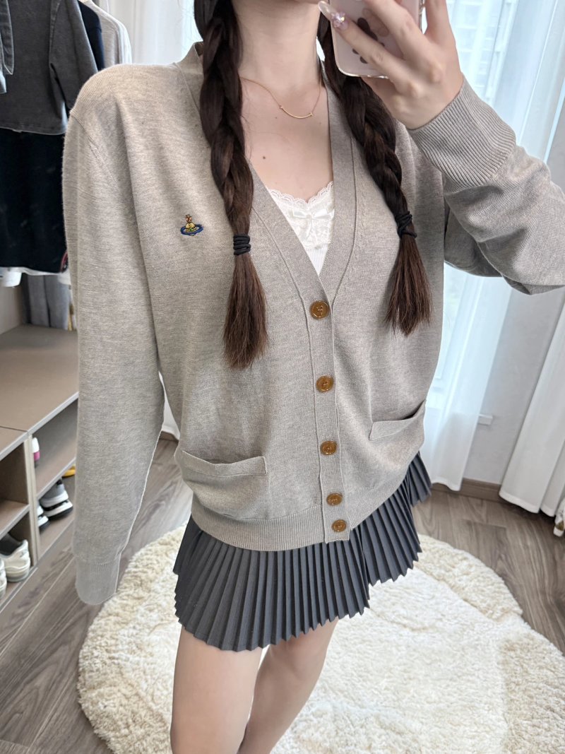 Sweater from Charmander