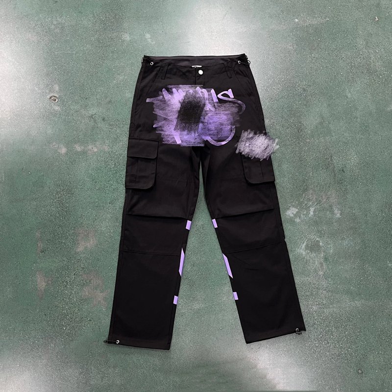 45¥ Black Graff Cargos (Purple Logo)