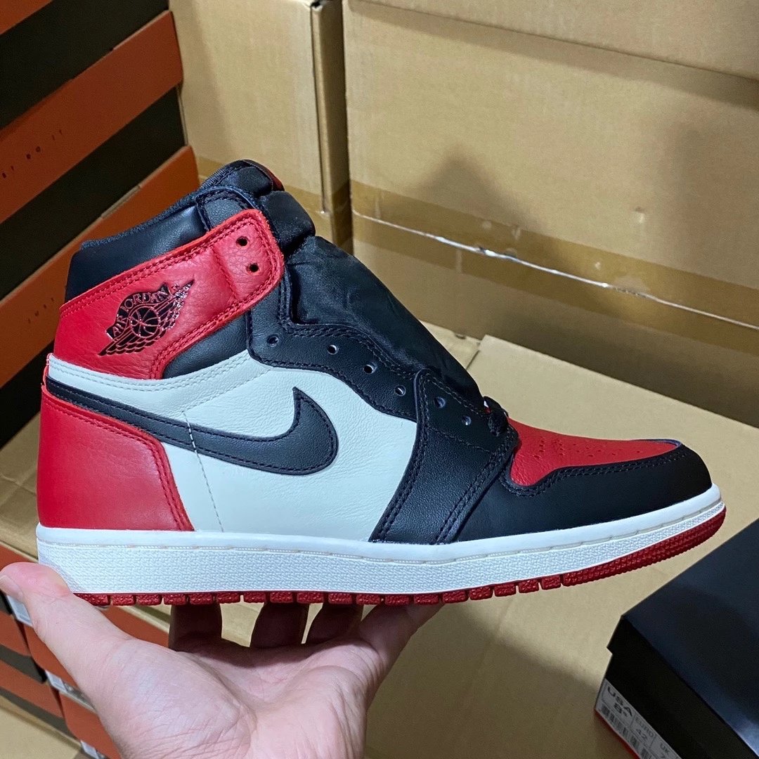 black and red toes