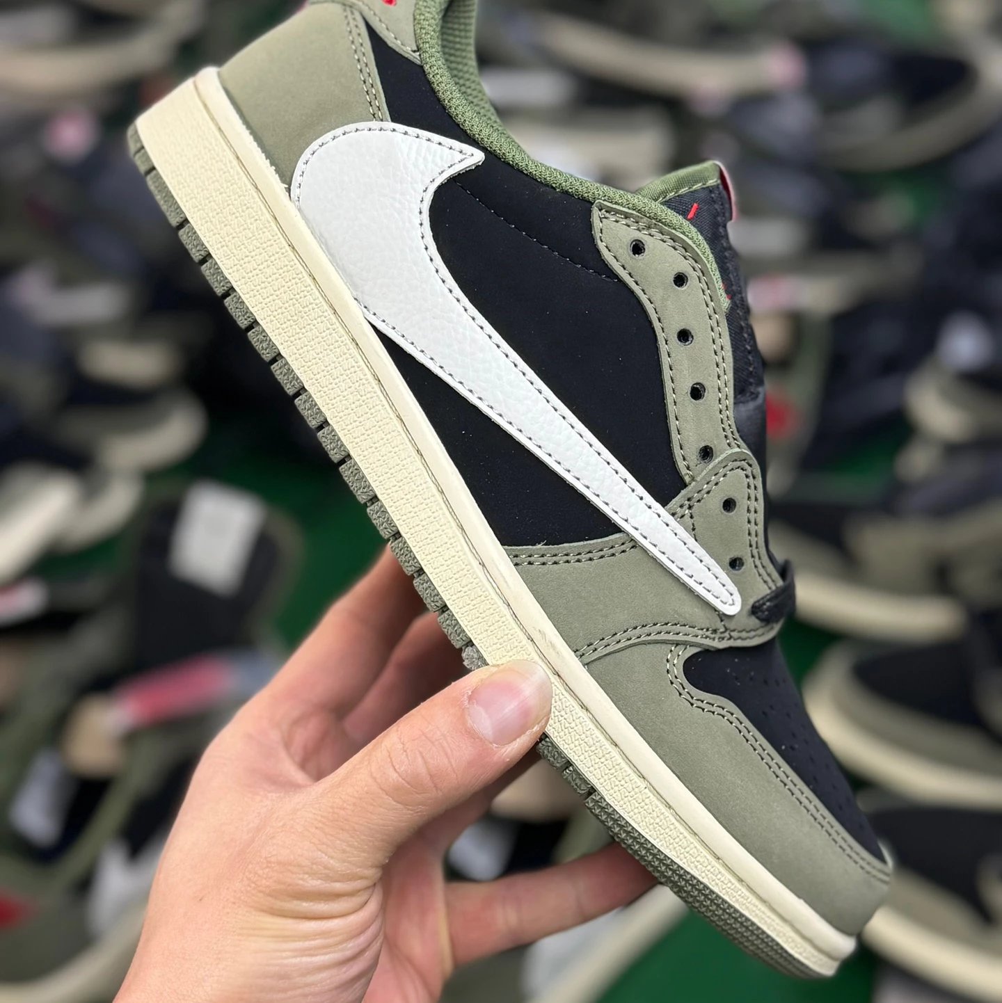 Olive Hook