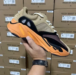 thumbnail for 【特价不退换】OG BATCH YEEZY 700