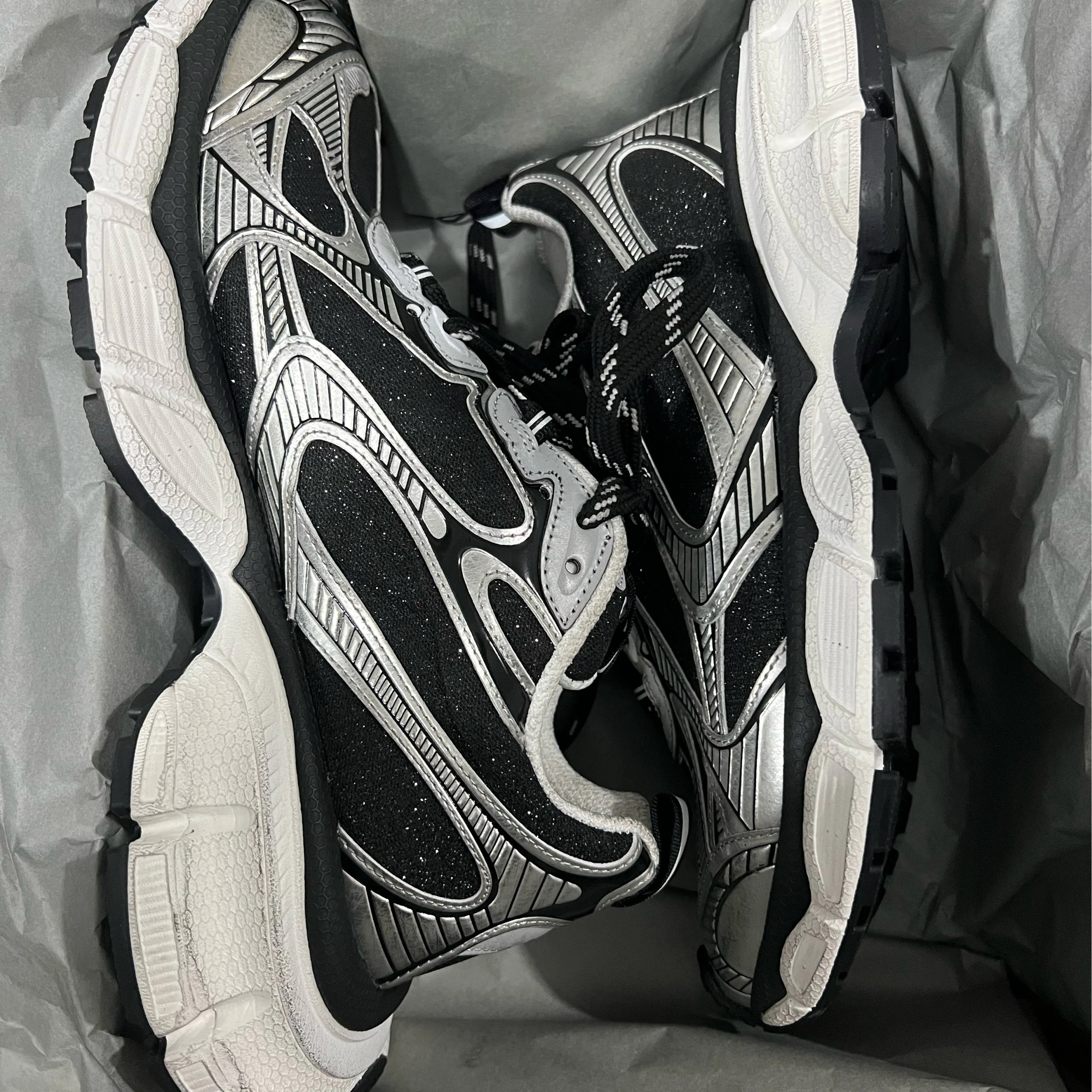 Silver Black Flash