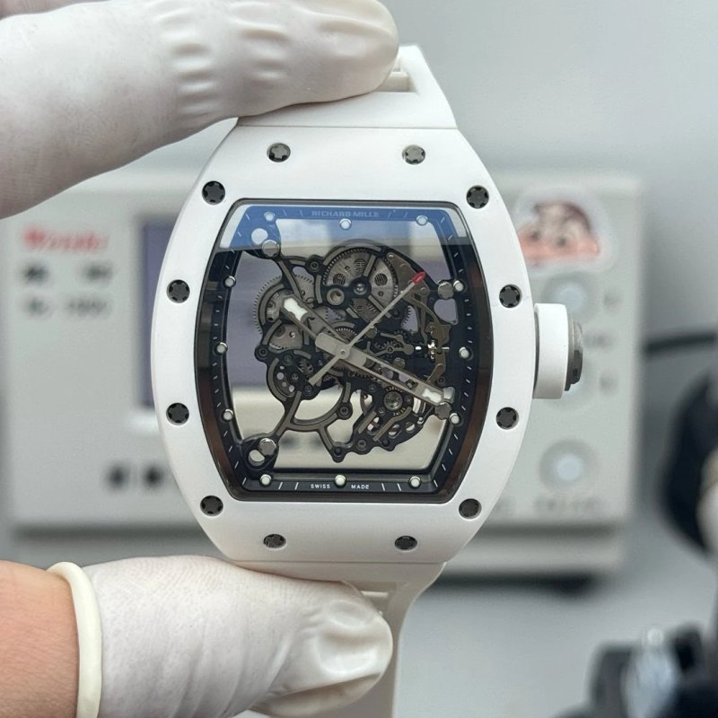 Watch from Three-legged