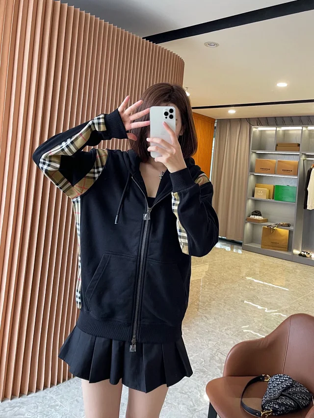 Burberry Hoodies & Sweatshirts Zip-Up Hoodie with Check Panels product detail image 36