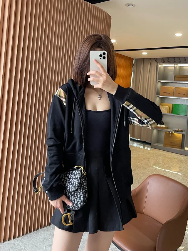 Burberry Hoodies & Sweatshirts Zip-Up Hoodie with Check Panels product detail image 33