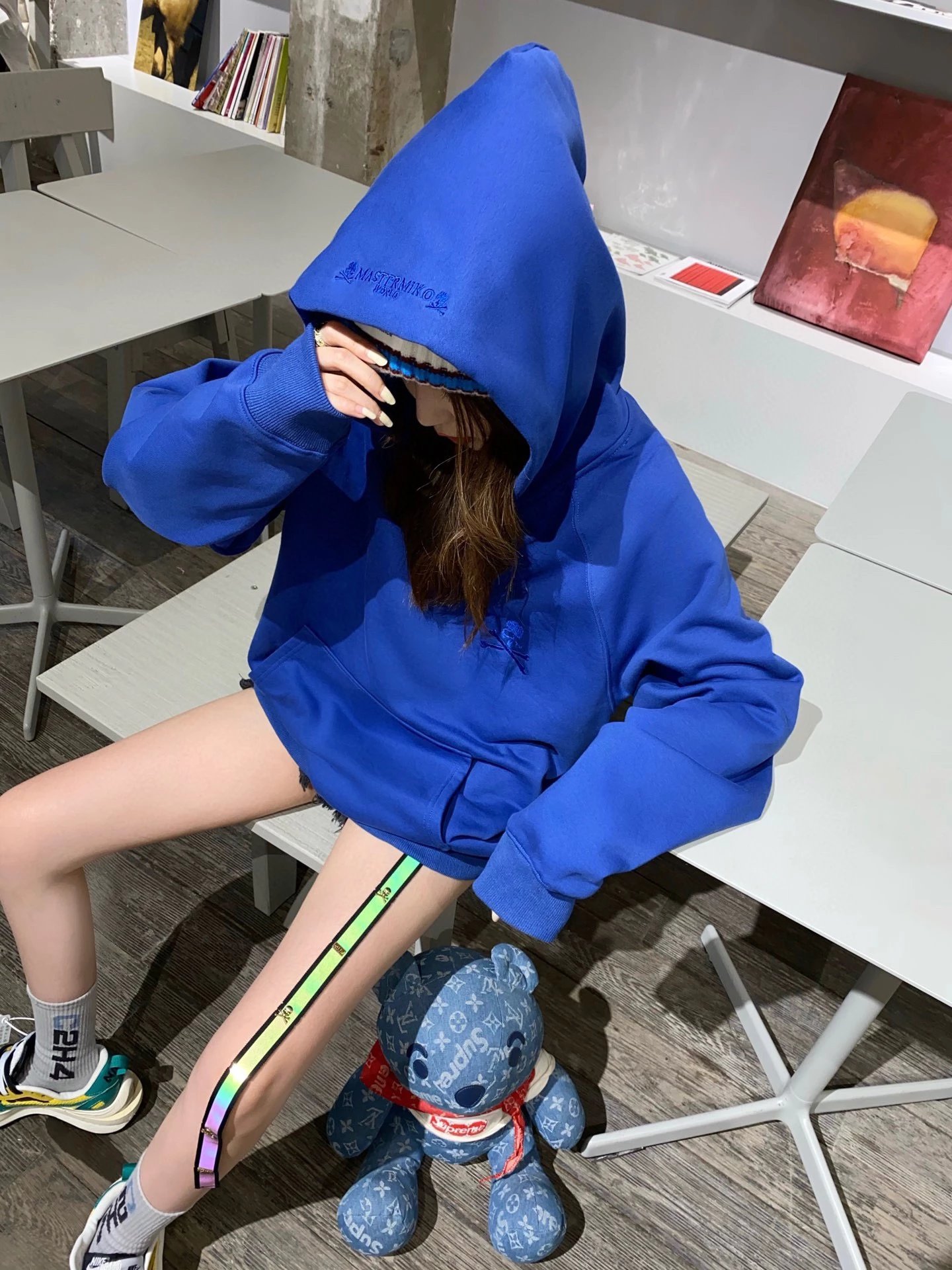 alt