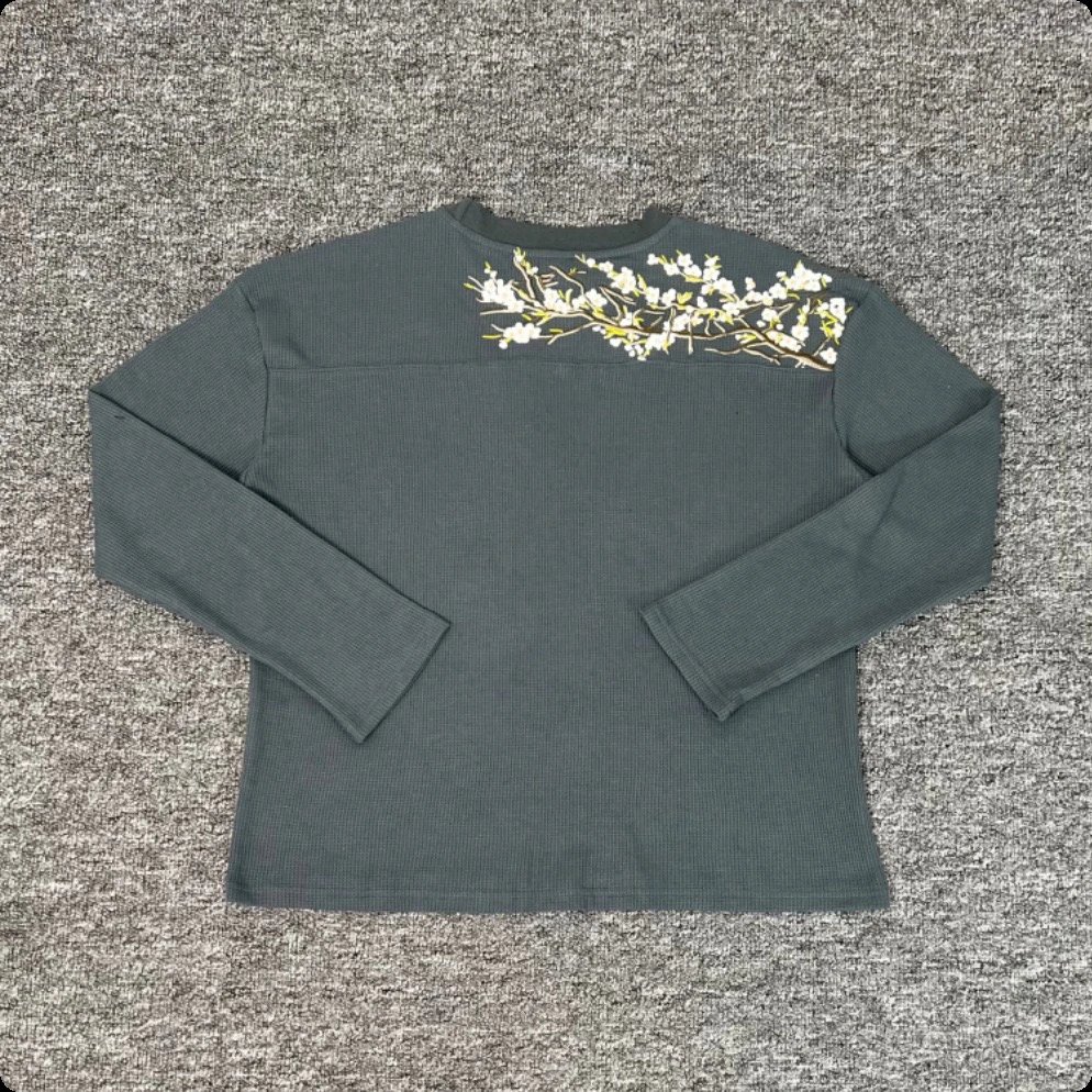 Derschutze Blossom Knit Heavyweight Handmade Floral Embroidery