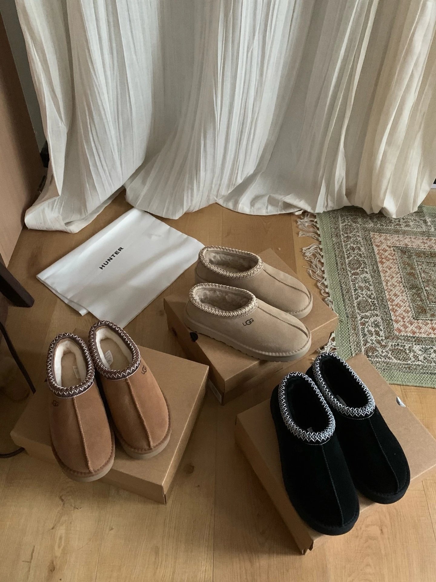 Ethnic flat bottom