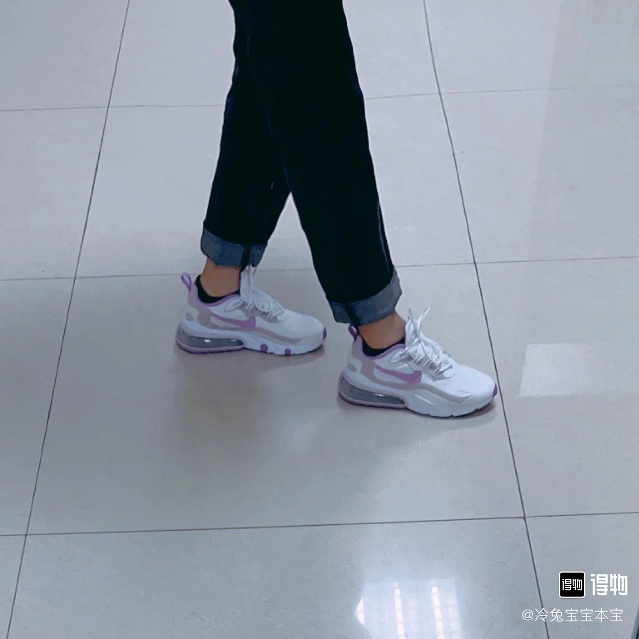 Air Max 270 React women's low