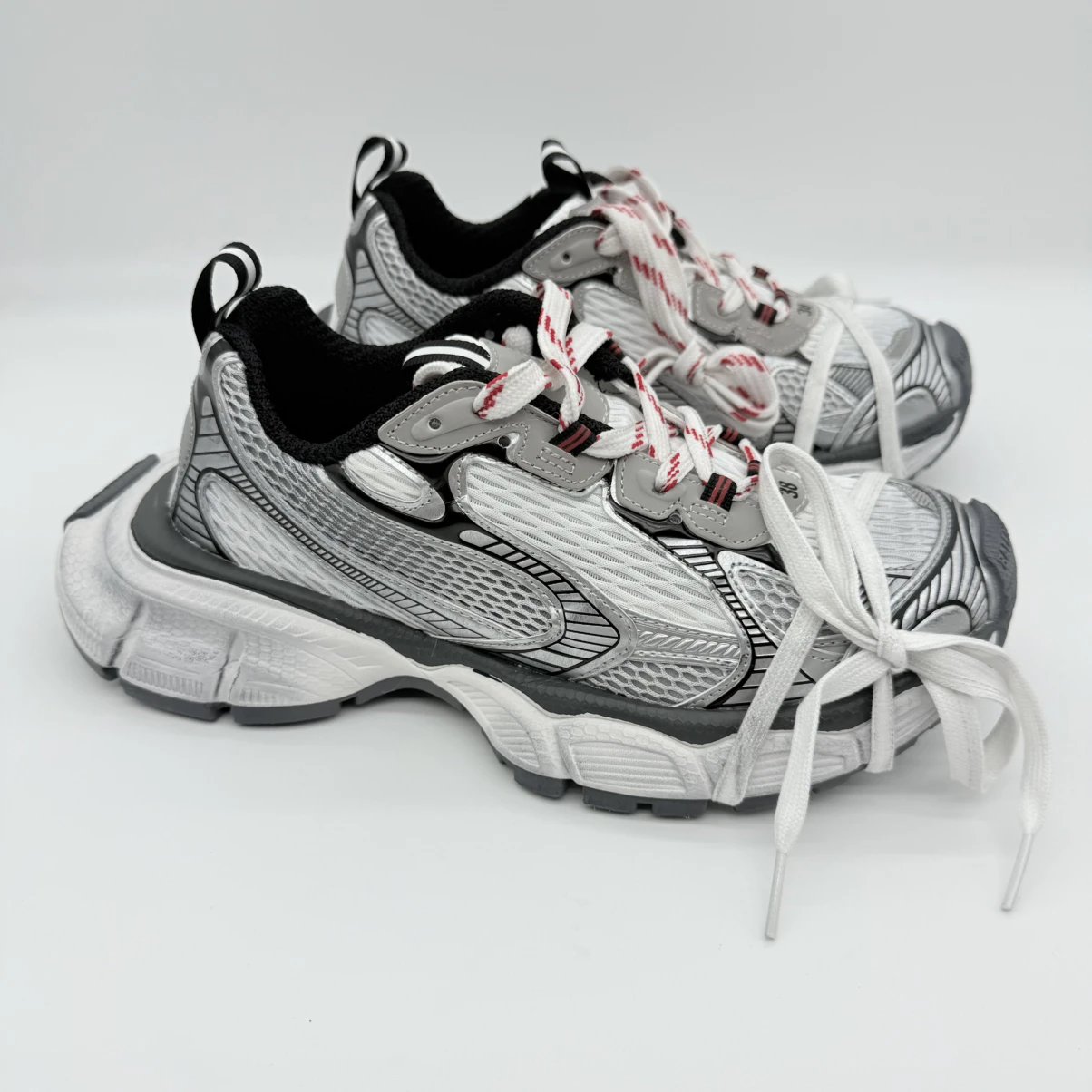 Paris 3XL Distressed Dad Shoes White Silver