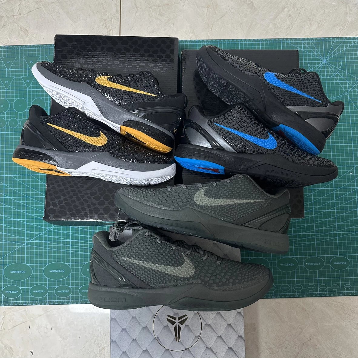 Kb batch/Kobe 6 Up to size Us15 with size 11.5
