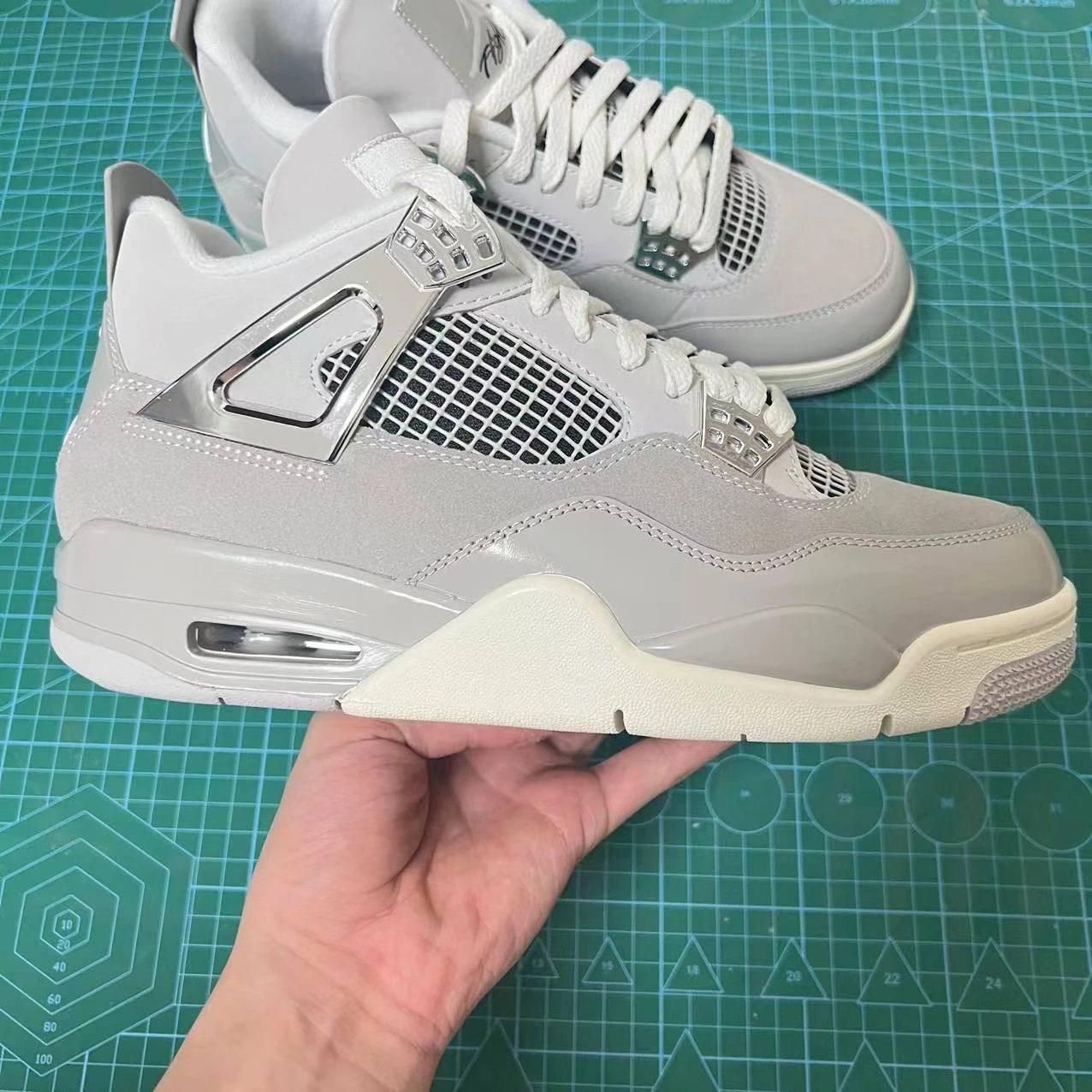 PK batch Air Jordan 4 WMNS “Frozen Moments”