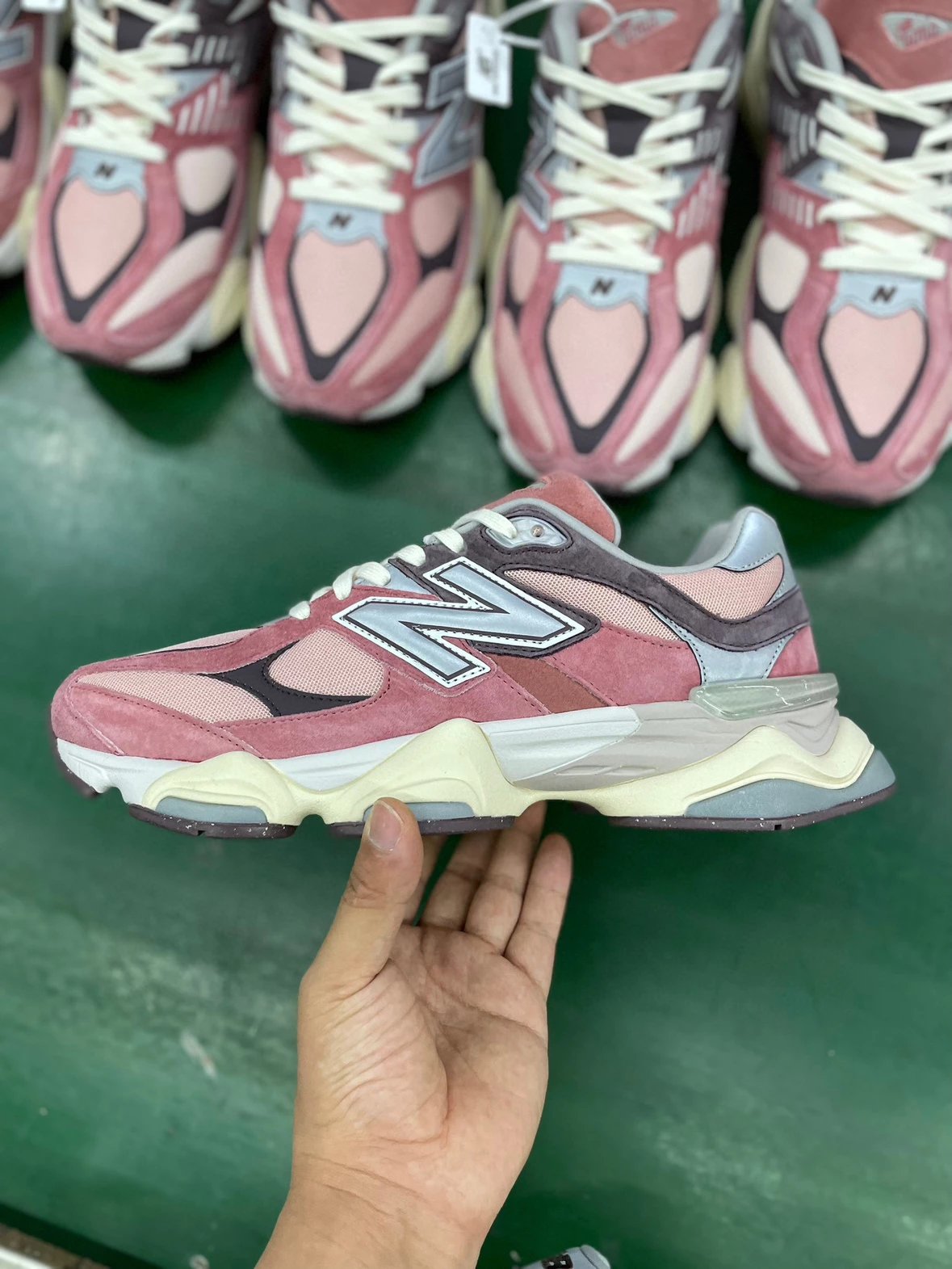 Top Nb9060 Brick Red TRU