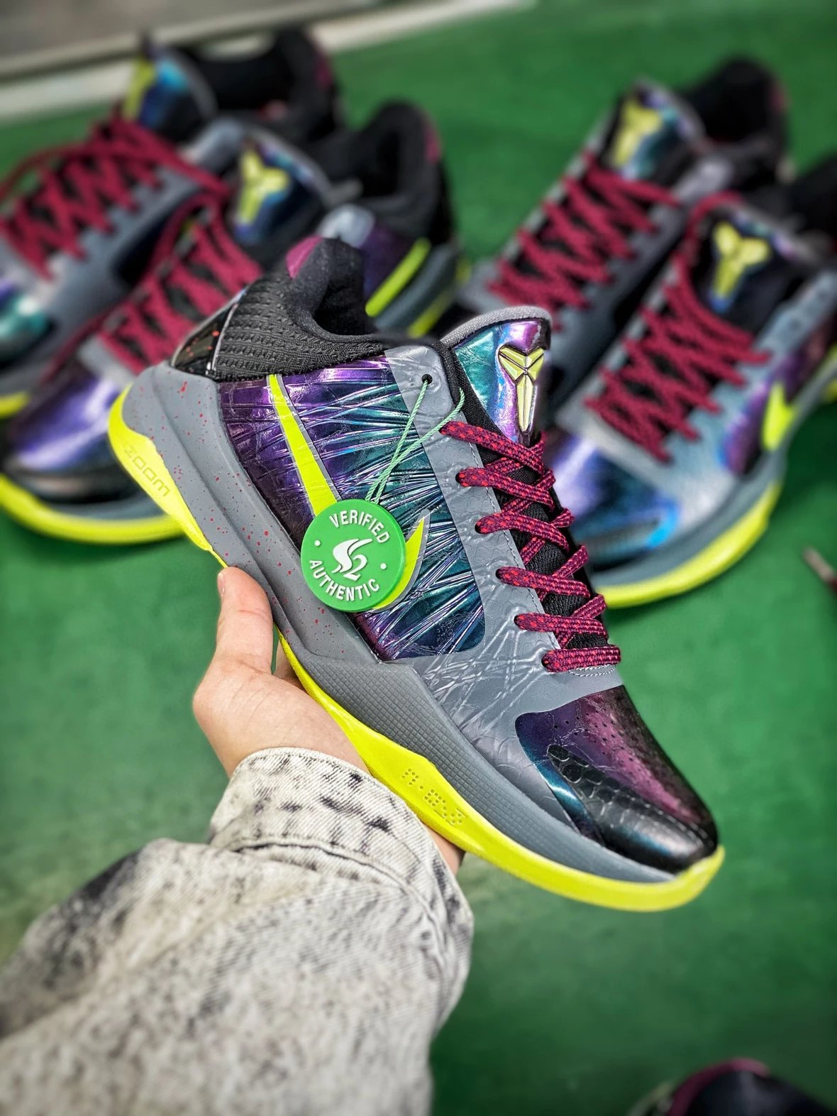 S2 Kobe5 Purple Clown002