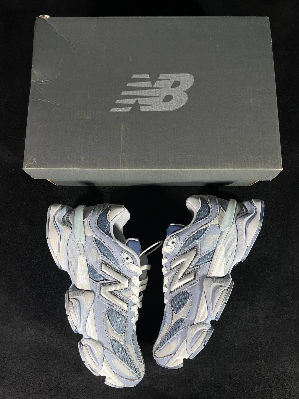 Top NB9060 MD1 blue and white