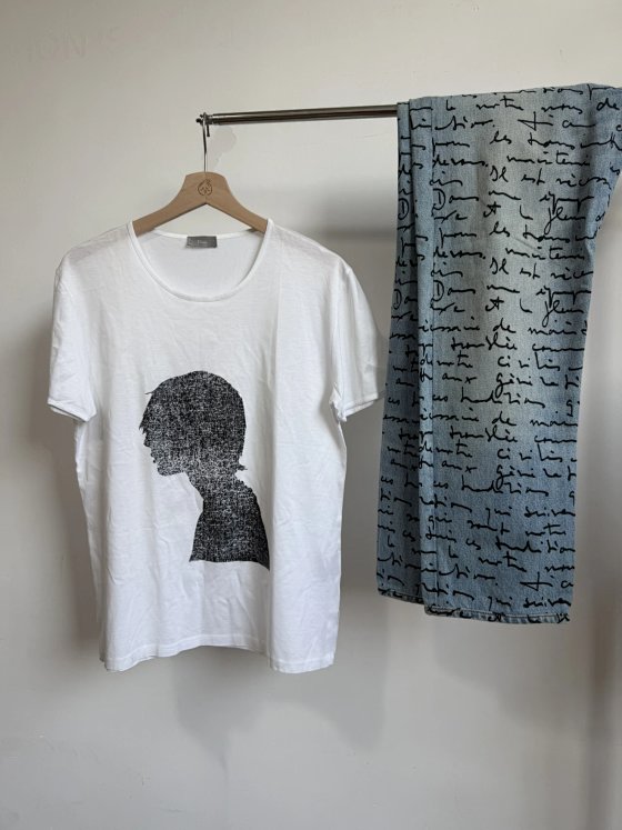 (Within 15 days) 15 Self-operated 03ss Portrait Silhouette "T"