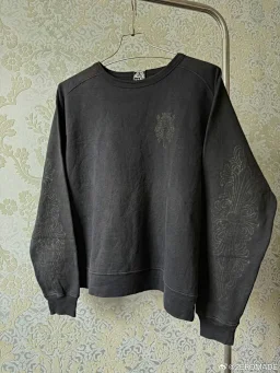 thumbnail for [In stock before the year] CH*VTG dark pattern sweatshirt * washed and died * dark pattern print * short version