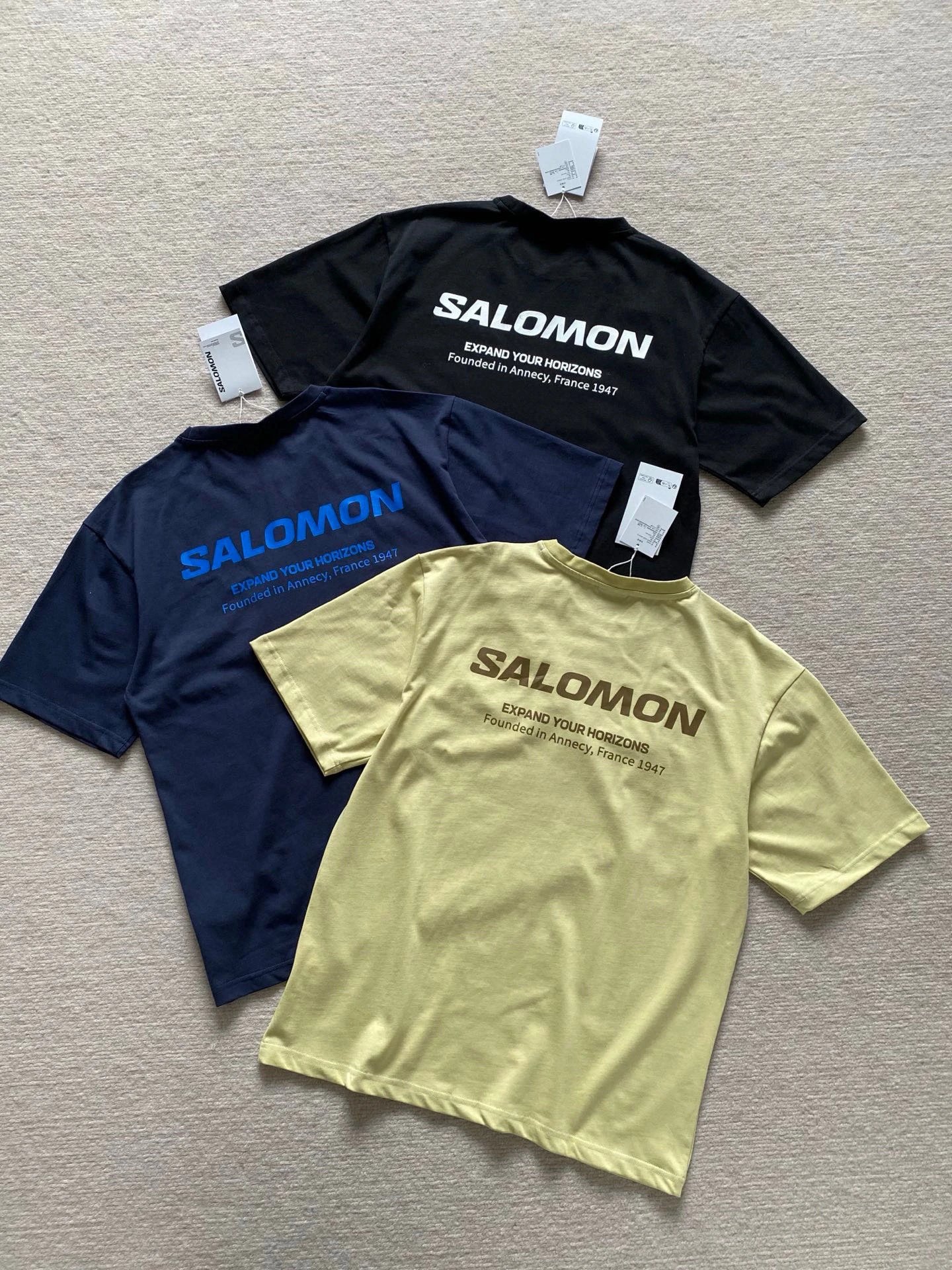 New Sal's Family Outdoor Urban Casual Trendy Crewneck Short Sleeve T-Shirt PRIMARY SHORT SLEEVE M
Lightweight Urban Fashion Short Sleeve T-Shirt,
Multiple Colors Available
