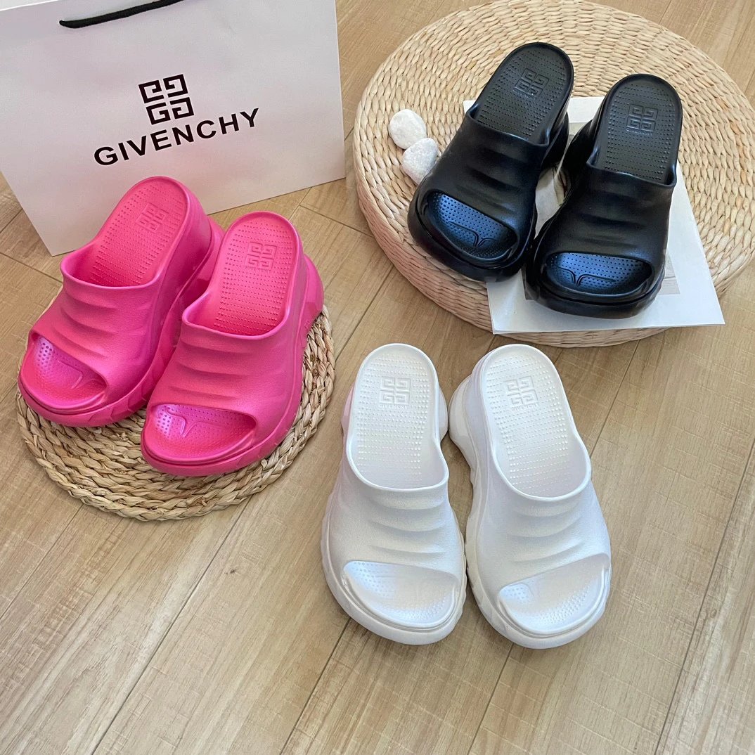 [SF Express In Stock] New Spring/Summer G Family Givenchy Marshmallow Thick Sole Height Increasing Slippers Women's Platform Lazy One-Strap Slippers Ultra High Heel Non-Slip Outer Wear Beach Slippers Fashion Casual Sandals Slippers Women