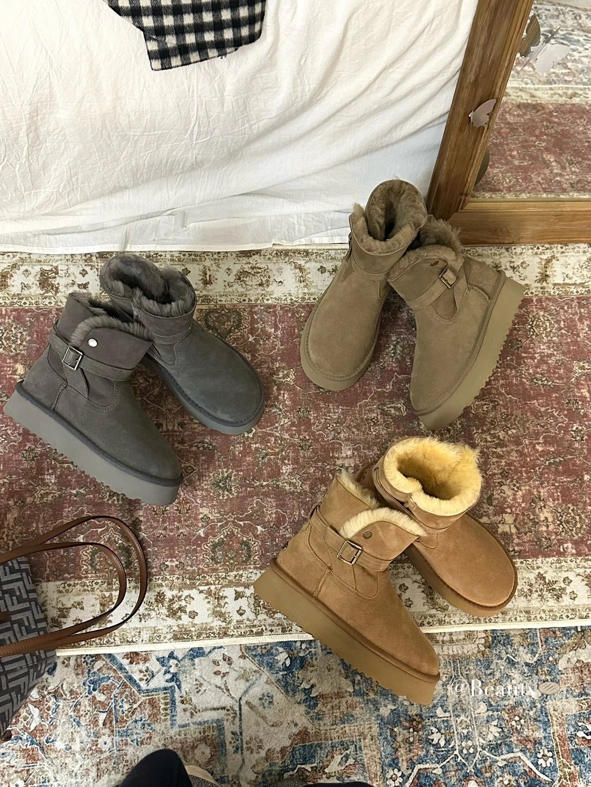 （广州货）Ugg 厚底皮带扣雪地靴女2026新款加绒加厚短筒棉鞋冬季防滑保暖毛毛靴