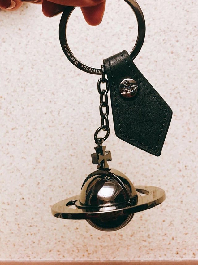Vivienne Westwood Keychain: seller detail photo 2