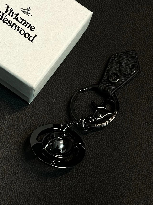 Vivienne Westwood Keychain: seller detail photo 3