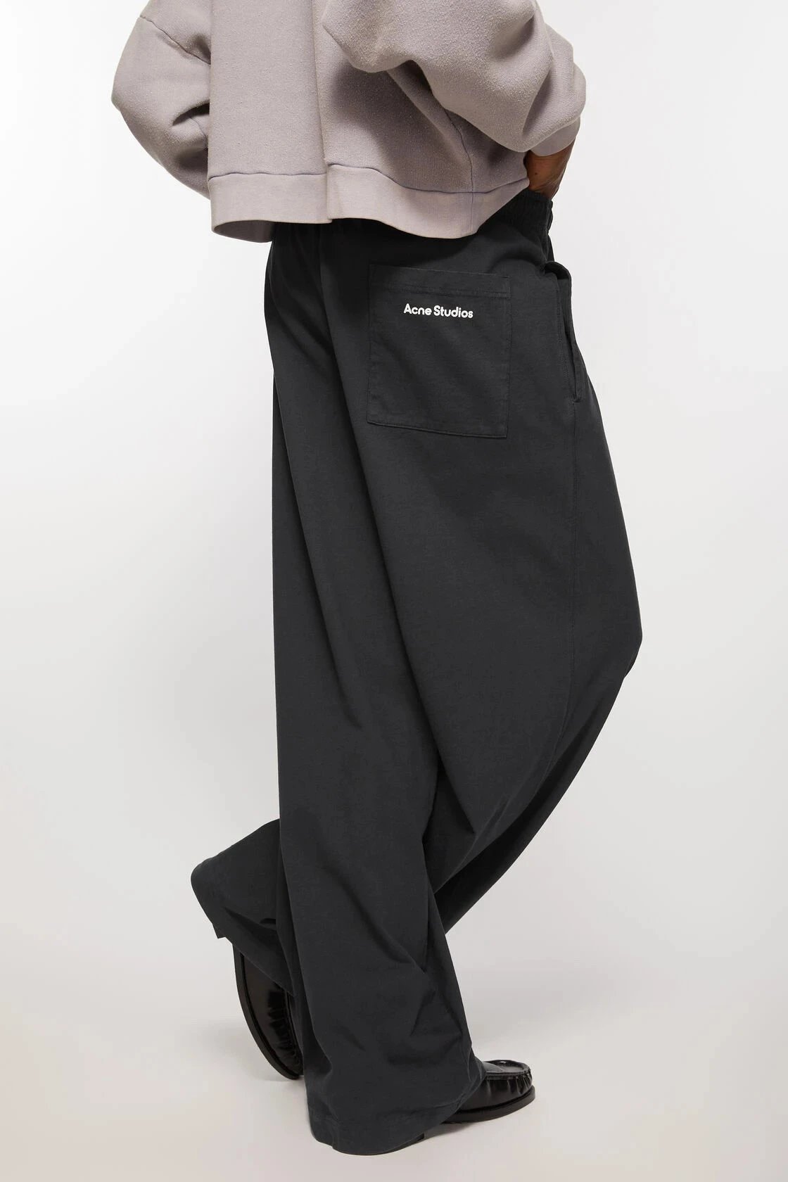 Xiaohuolong Ac low waisted slightly flared pants washed with cotton/slightly flared for relaxation