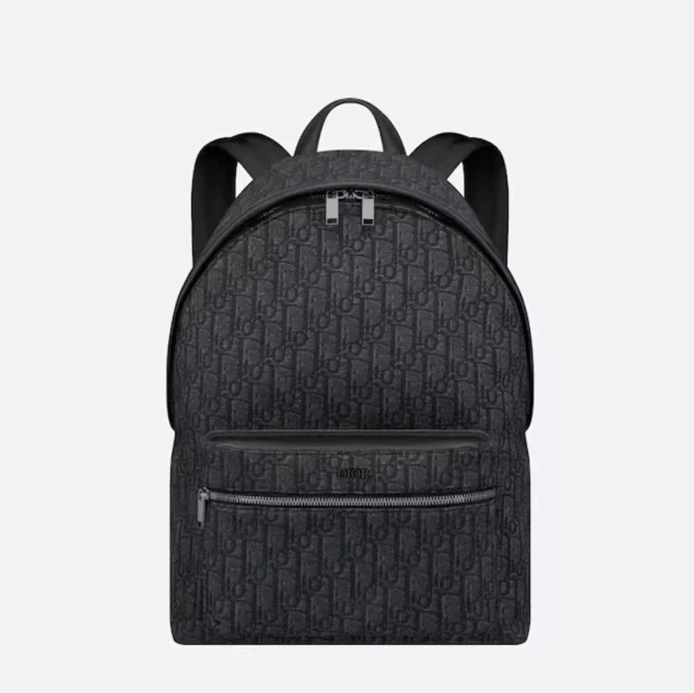 CD Dior Oblique Backpack, Anshan Top Batch. Compared with numerous sellers, same quality but 50-60 cheaper than other shops. Satisfaction guaranteed. Latest batch.