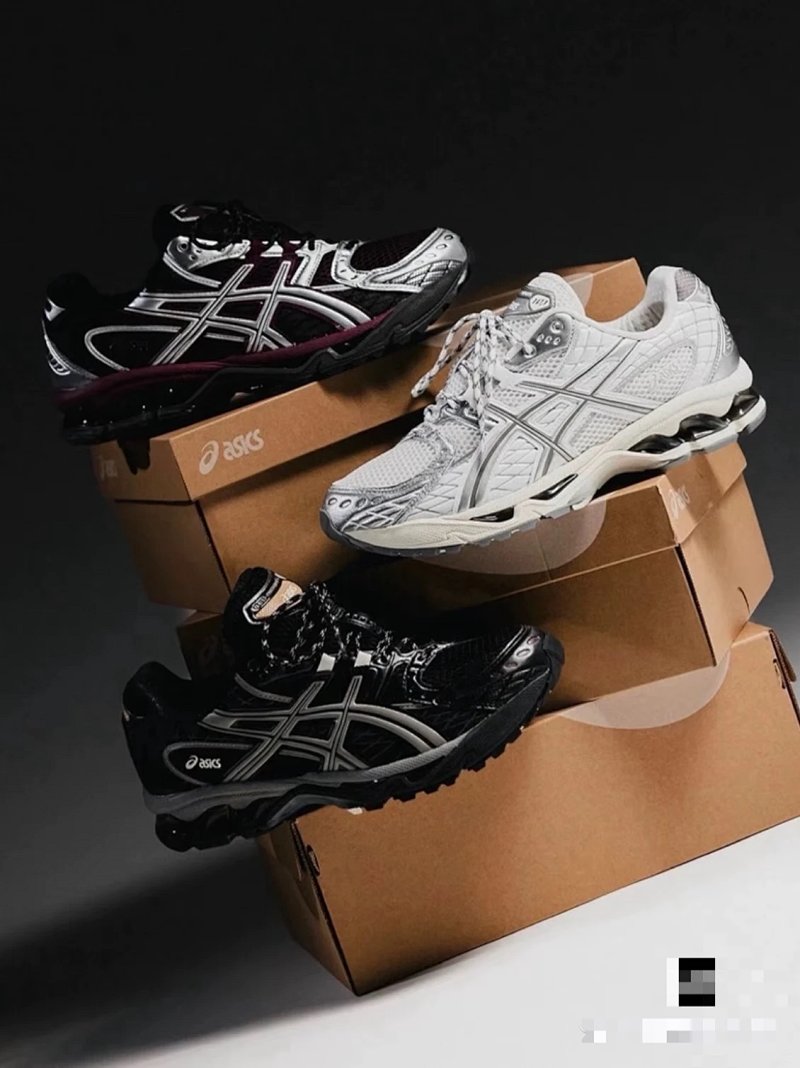 LZ Asics Gel- Nimbus 10.1