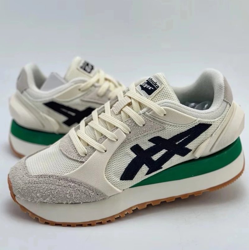 Onitsuka Tiger Moage Co