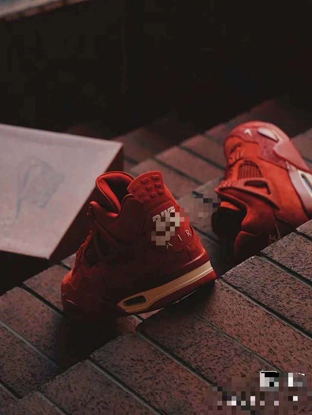 J4 X Nigel Sylvester