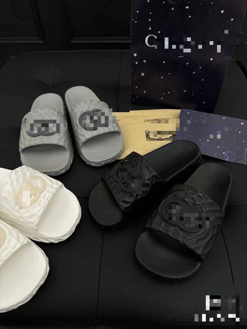 Gucci Interlocking Lido