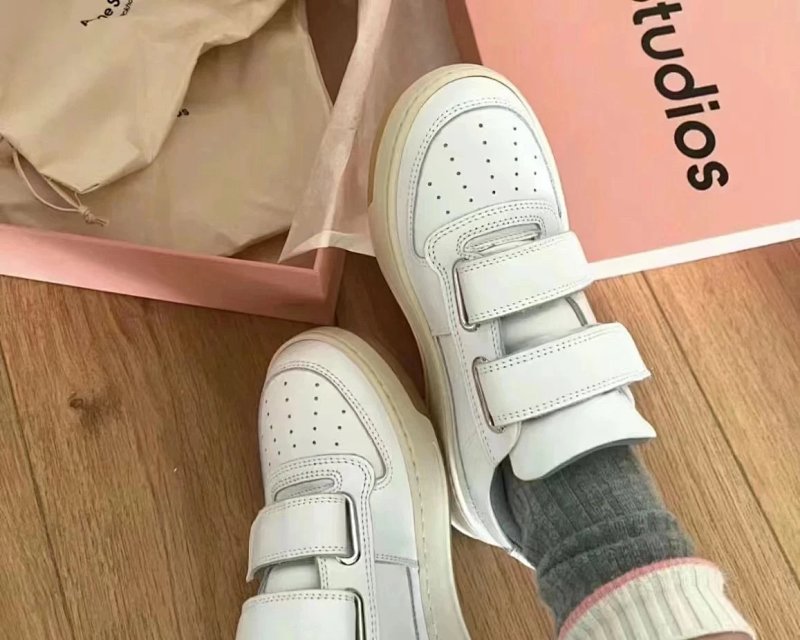 Acne Studios