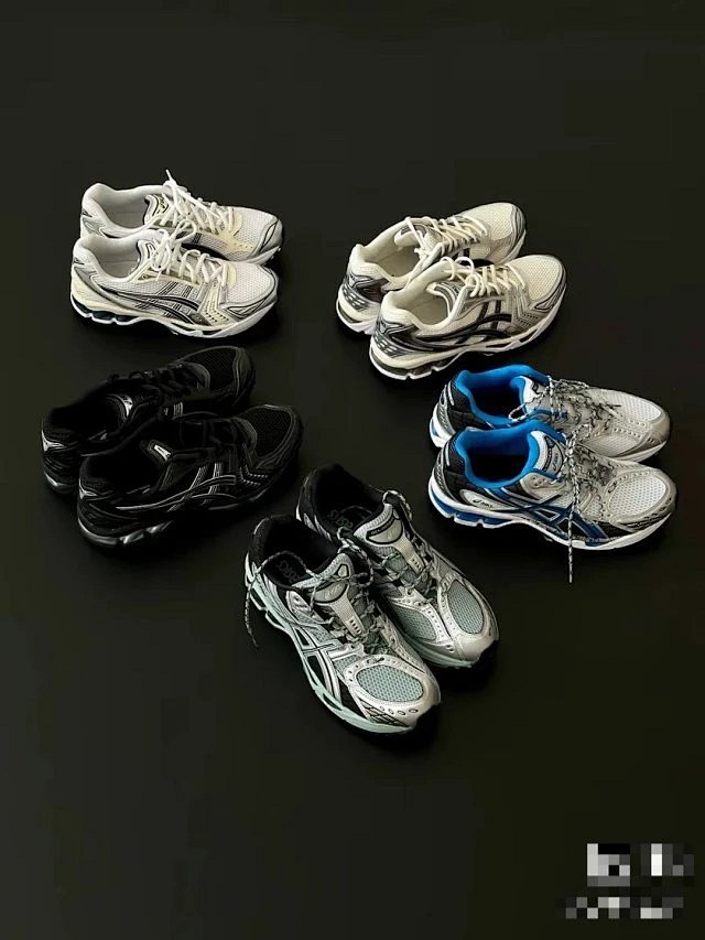 M Asics Gel- Kayano 14