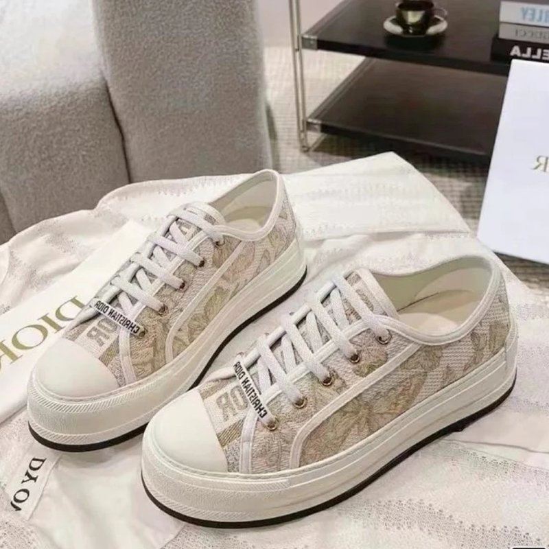 Dior Walk Acne