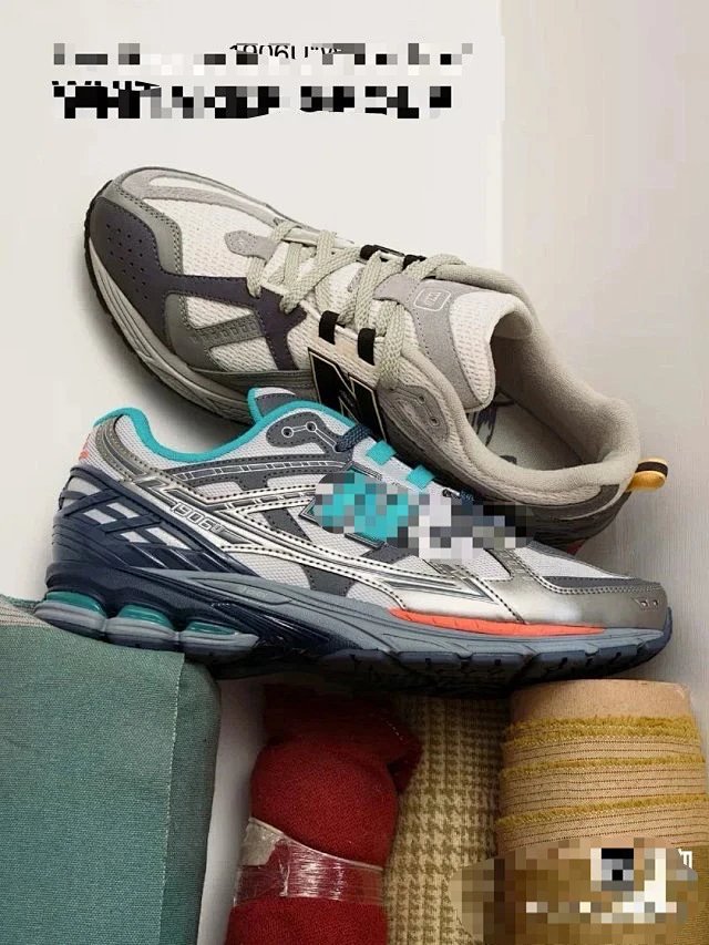 Sneakers from A1