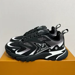 thumbnail for Shoes: Ou