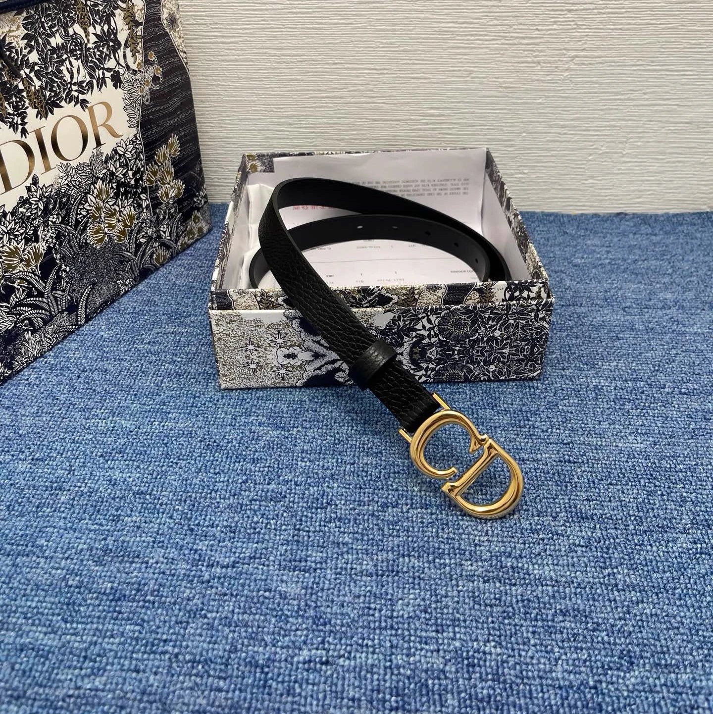 Dior 30 Montaigne Belt Black Grained Calfskin