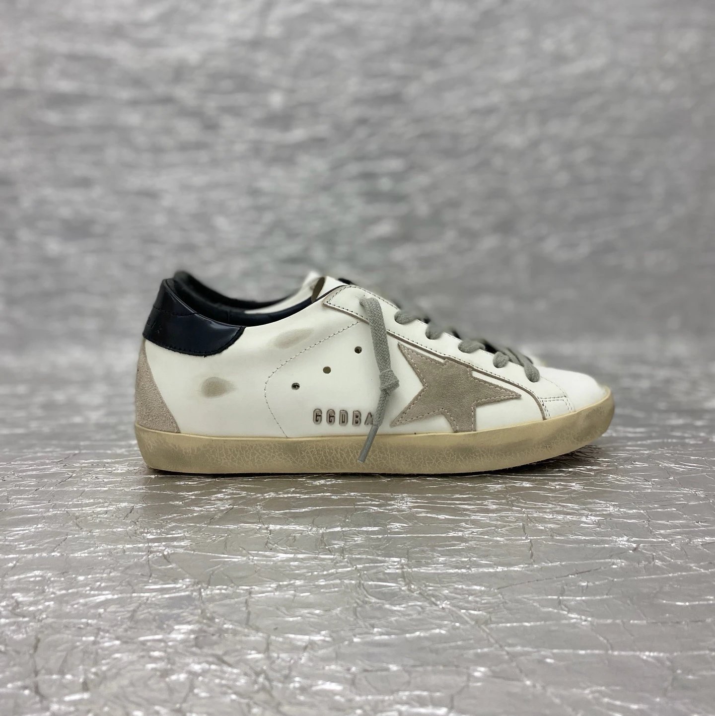 Golden Goose Superstar Low White Grey Suede Star Black Heel