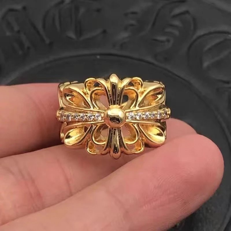 Golden Iris with Diamond (Opening)