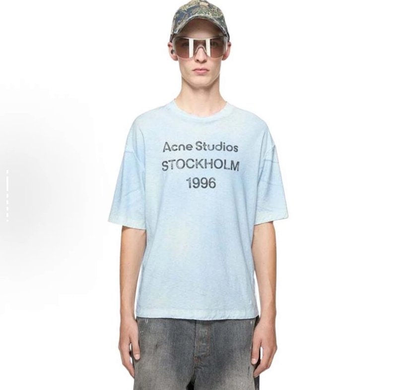 Tee from Ture