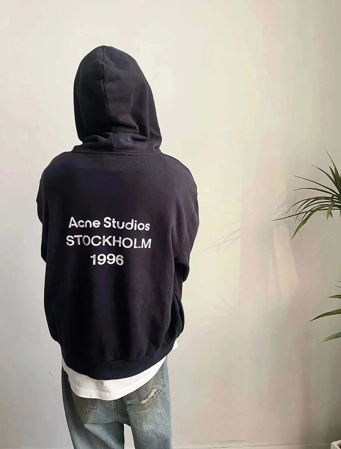 (restocking) Ture black self dirtied 1996 hoodie