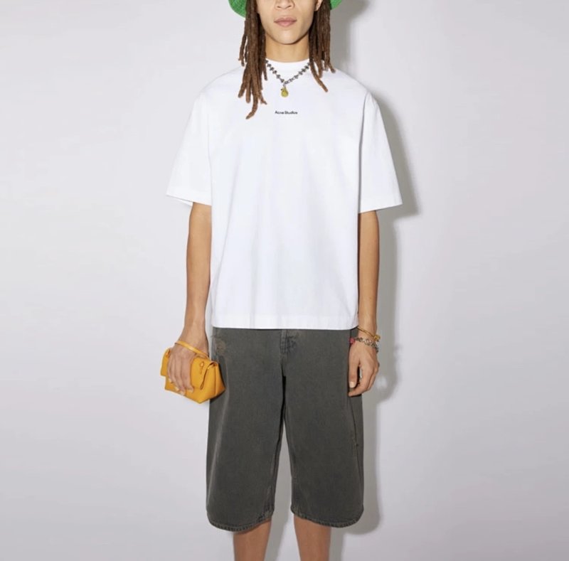 Tee from Ture