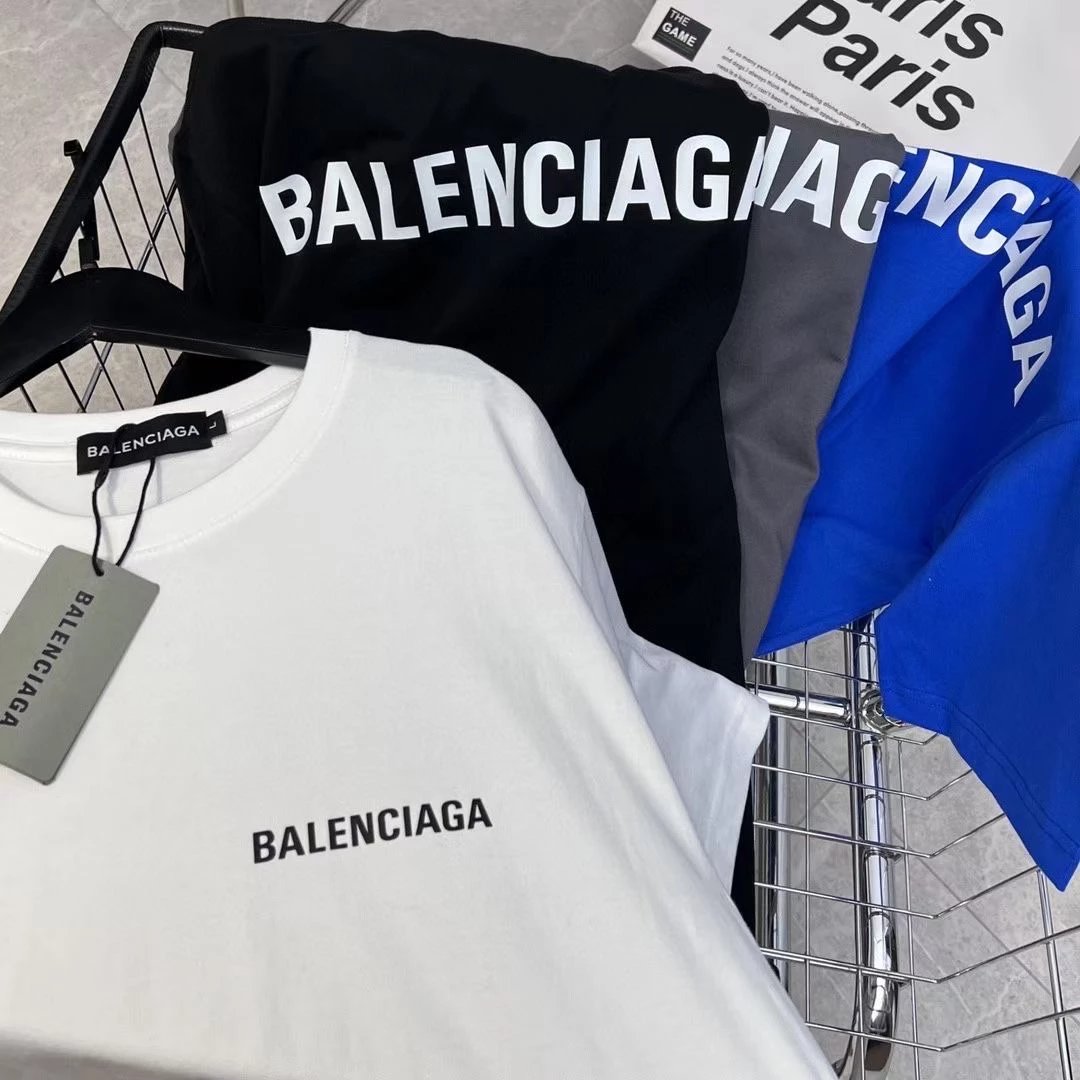 Balenciaga Logo T-Shirt [4 sty