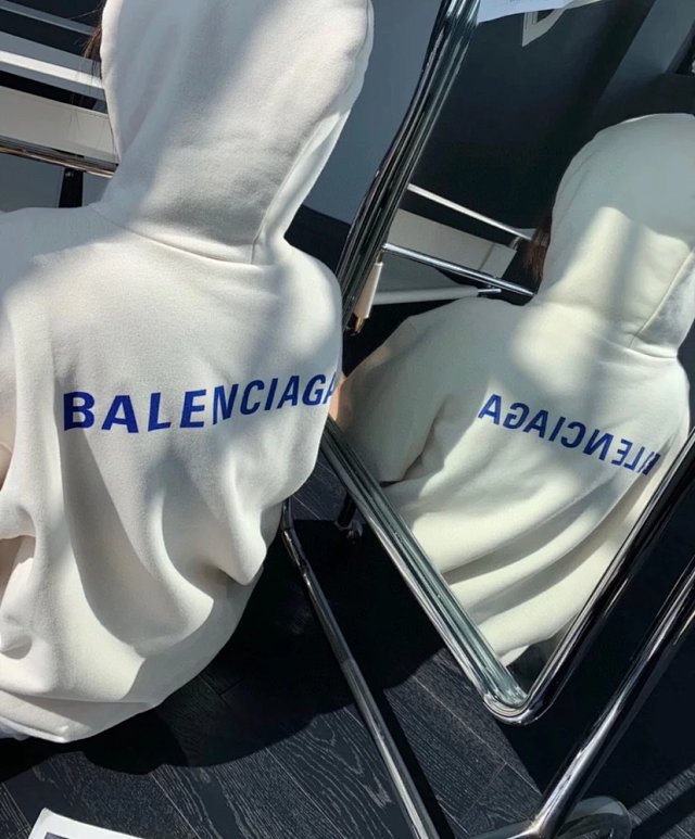 Budget Balenciaga Hoodie: seller detail photo 5
