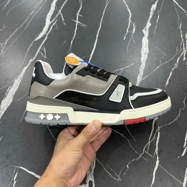 Louis Vuitton Trainer Low Sky Blue and White Sneakers - 29