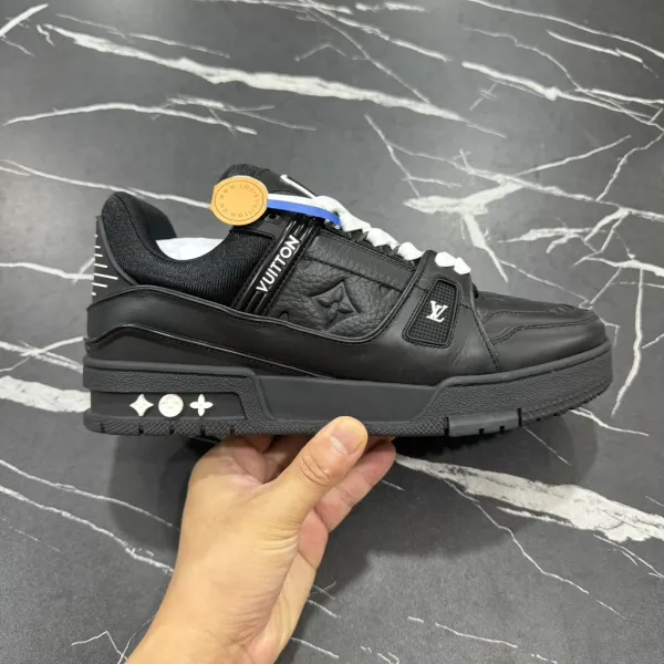 Louis Vuitton Trainer Low Sky Blue and White Sneakers - 10