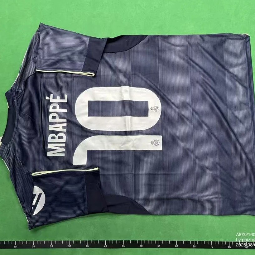 Real Madrid 10 Away