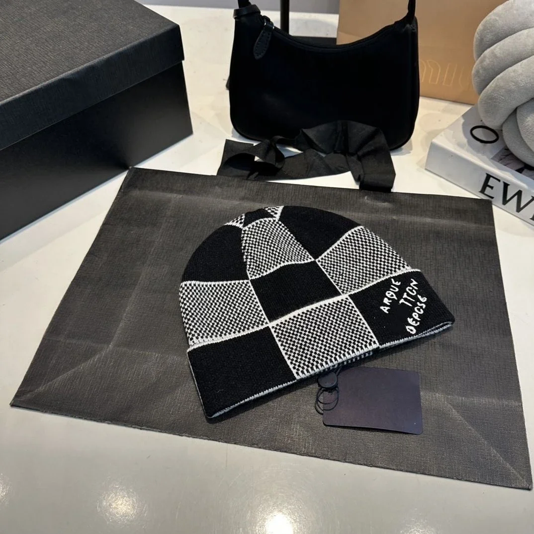 LV Checkerboard Beanie [Lv cap